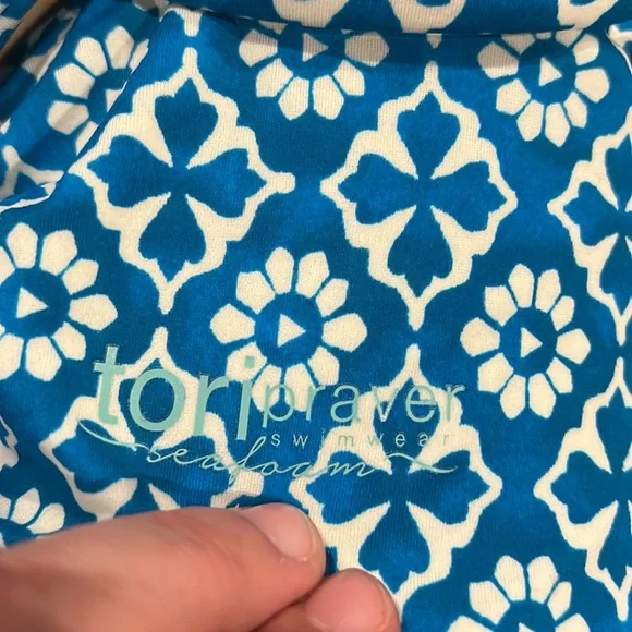 Tori Praver bikini top - Picture 5 of 5